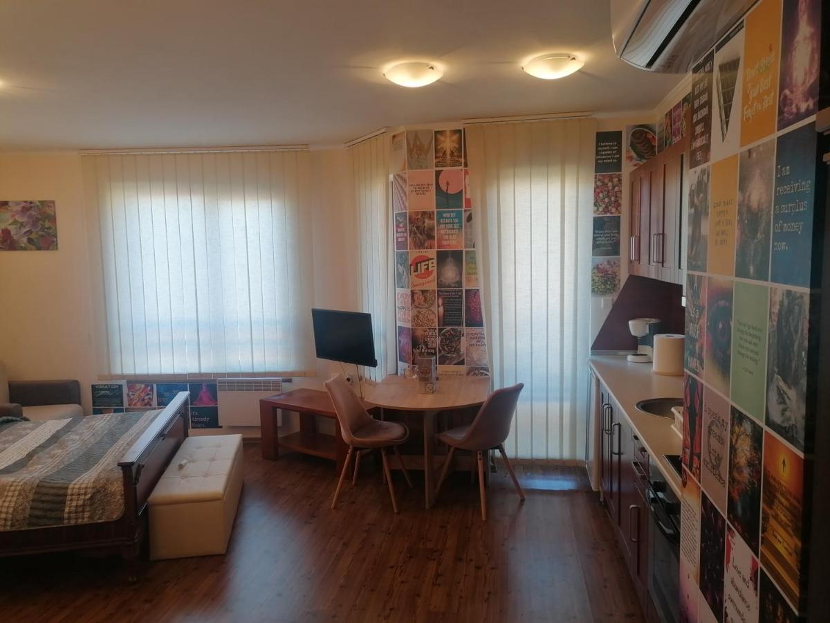 Ivavev Cedarlodge バンスコ エクステリア 写真